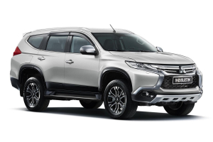 Коврики в салон (2 ряда) Mitsubishi Montero Sport III 2015-н.в. (араб. сборка)